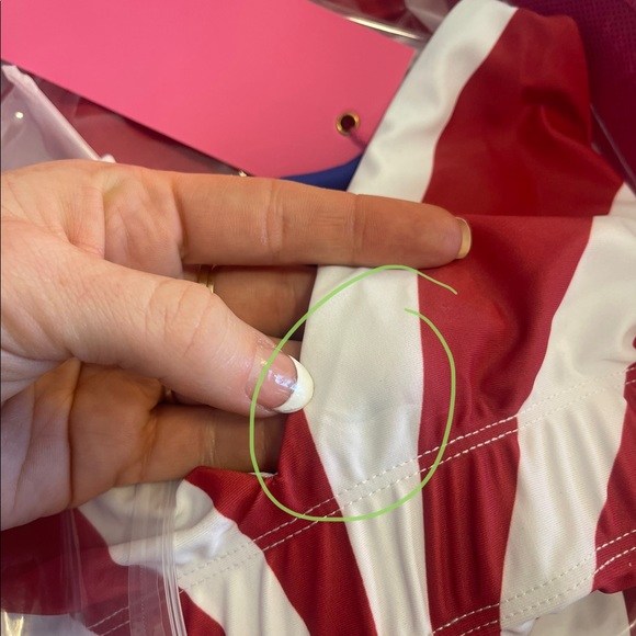 🇺🇸 American Flag One Piece Swimsuit! 🇺🇸 No-Dig. Irregular outlet item - Picture 11 of 11